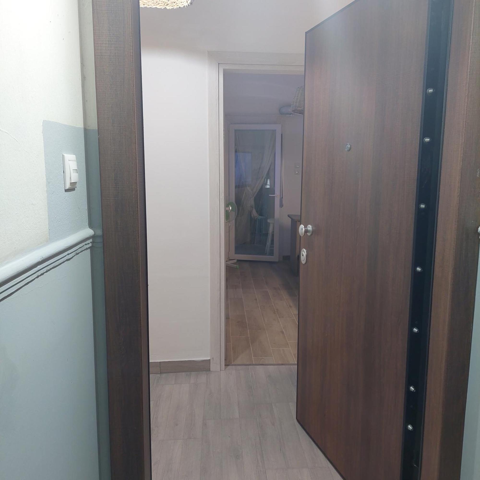 Small Studio Center 2 Солун Екстериор снимка